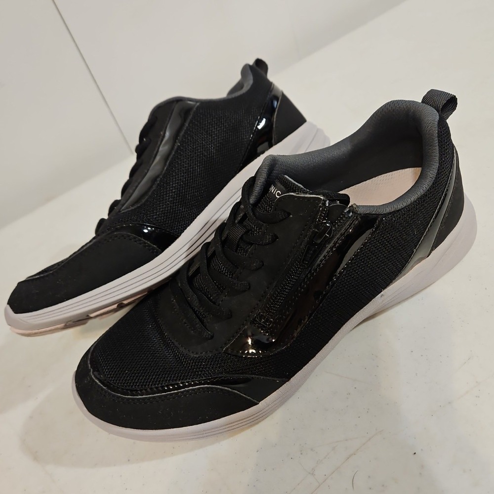 Vionic Agile Cassis Womens 10W Walking Sneaker Black Side Zip Classic shoes(S230